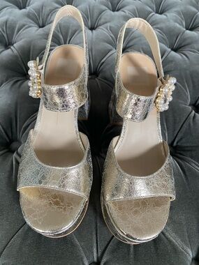 Dolce Vita Metallic Gold Pearl-Embellished Platform Sandals